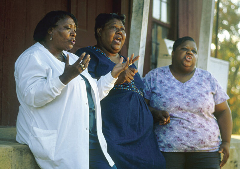 The Como Mamas Photo